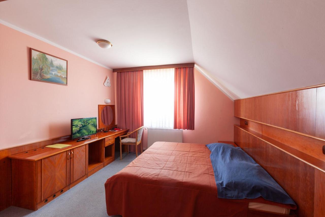 Gostisce Prosnik Hotel Ormoz Exterior foto